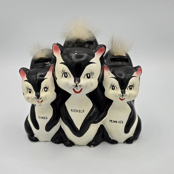 Vtg Rare Salesman Sample Coin Bank 3 Skunks Chalkware Quinco New Orleans 50s 60s - Picture 1 of 7
